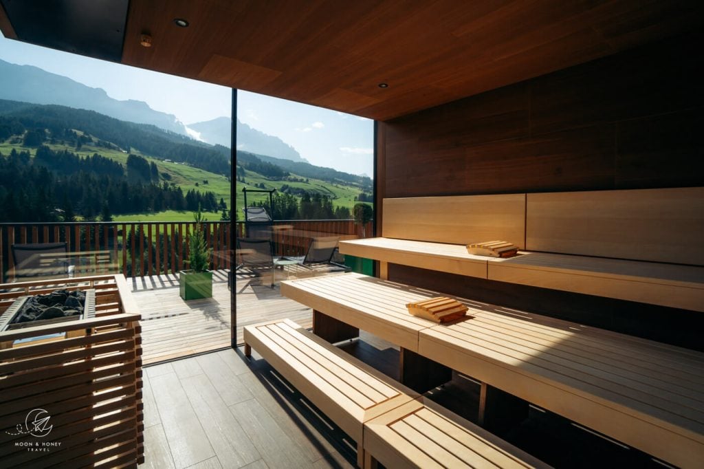 Hotel Badia Hill, panoramic Finnish sauna, Alta Badia, Dolomites