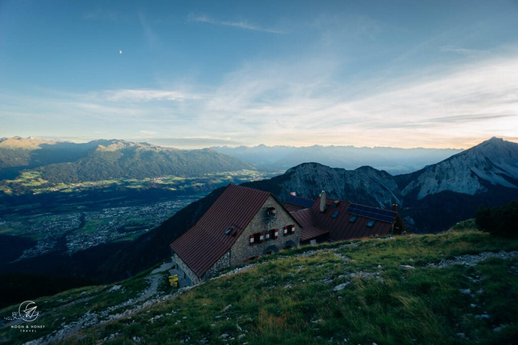 Bettelwurfhütte, Karwendel Höhenweg, Tirol, Österreich