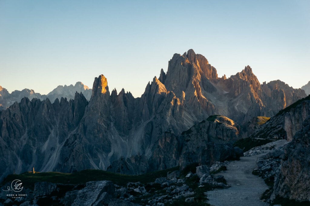 Tre Cime di Lavaredo / Drei Zinnen Circuit Trail Clockwise Direction, Dolomites