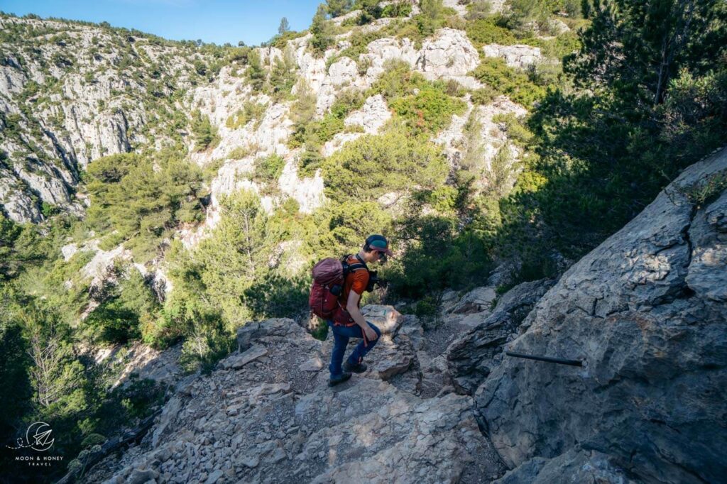 Le Portalet d’en Vau - Vallon d'en Vau hiking trail, Calanques, France