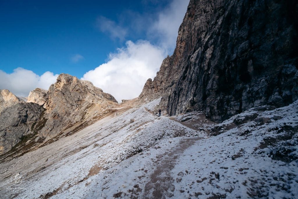 Forcella Averau to Rifugio Averau hiking trail, Dolomites, Italy