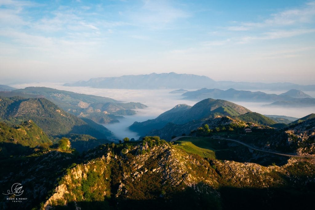 Picos de Europa, Covadonga Lakes Road, Asturias, Spain