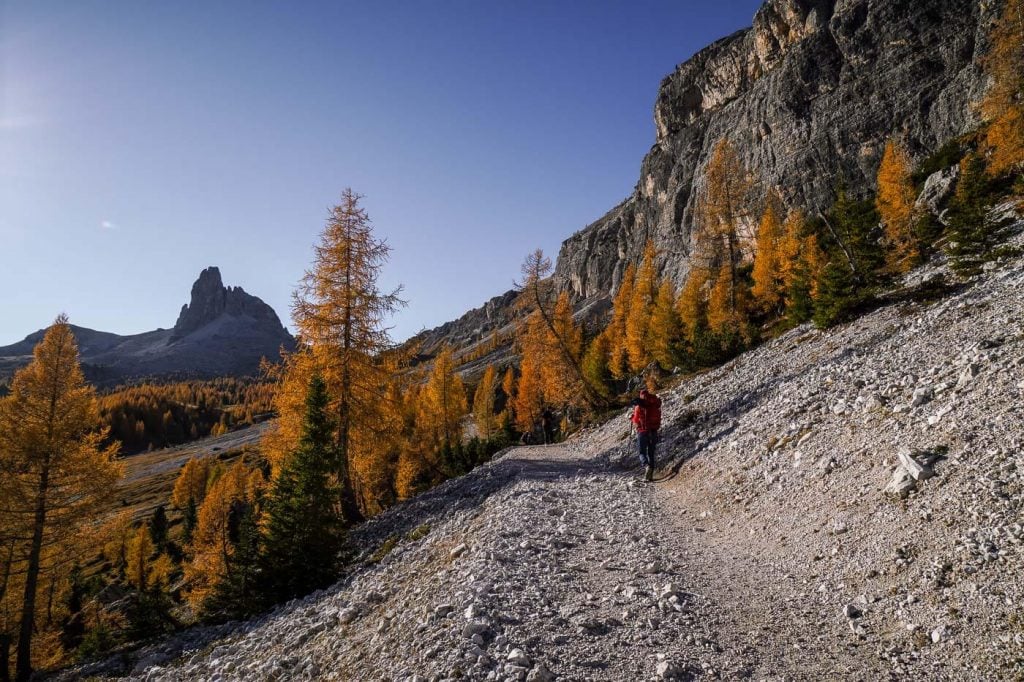 Trail 434 to Forcella Ambrizzola, Croda da Lago hike, Dolomites