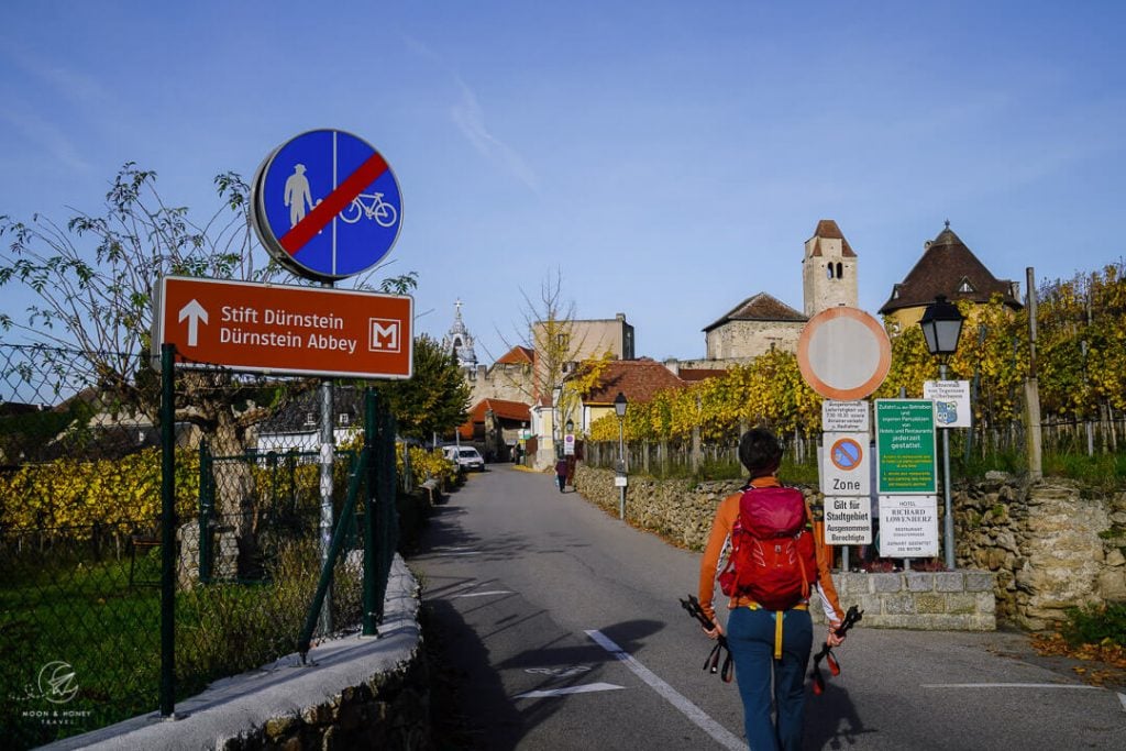 Dürnstein Bus Stop to Dürnstein Old Town Road, Wachau, Austria