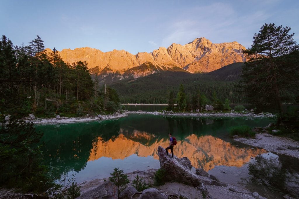 Lake Eibsee circuit trail, Garmisch-Partenkirchen, Germany