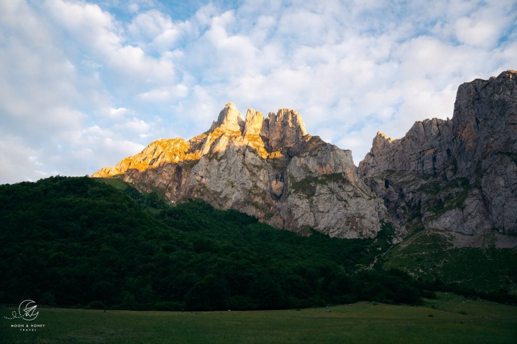  Fuente Dé, Vega del Naranco, Picos de Europa, Cantabria, Spain