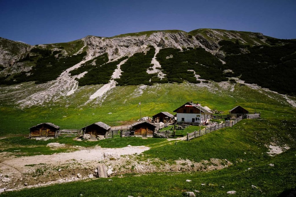 Hochalpenhütte Fojedöra, Prags Dolomites