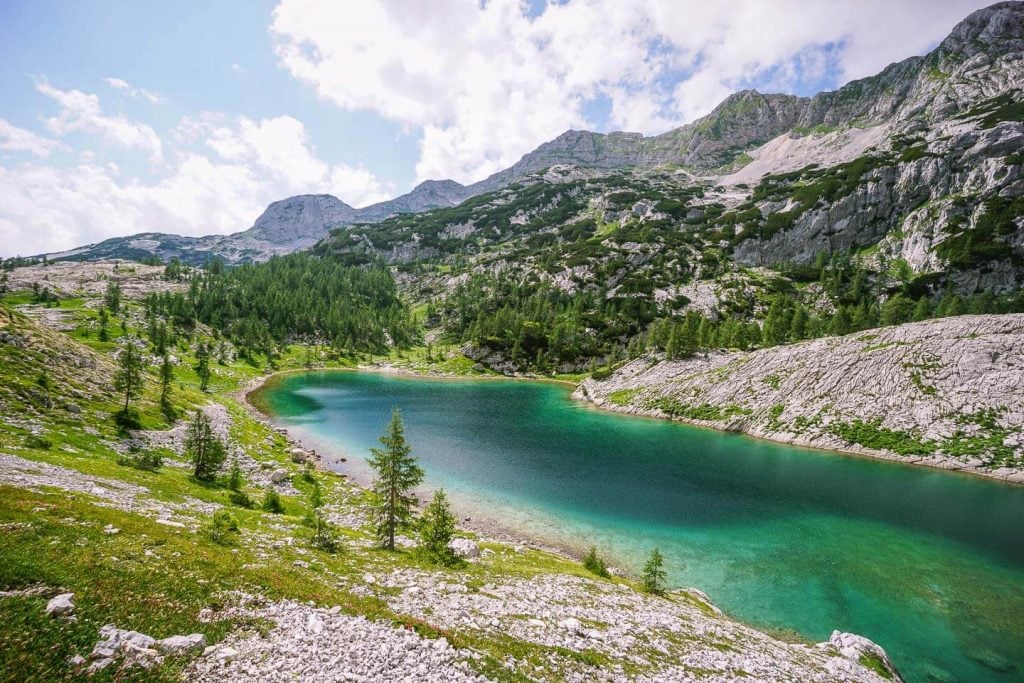 Jezero v Ledvicah, Triglav Lakes Valley, Slovenia