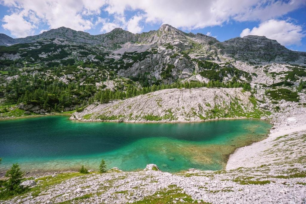 Jezero v Ledvicah, Triglav Lakes Valley, Slovenia