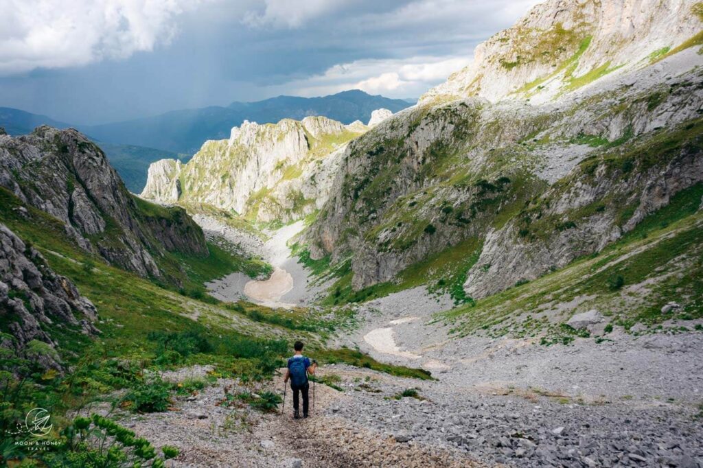 Krosnja - Šuplja vrata (Kissing Cats) hiking trail, Prokletije National Park, Montenegro