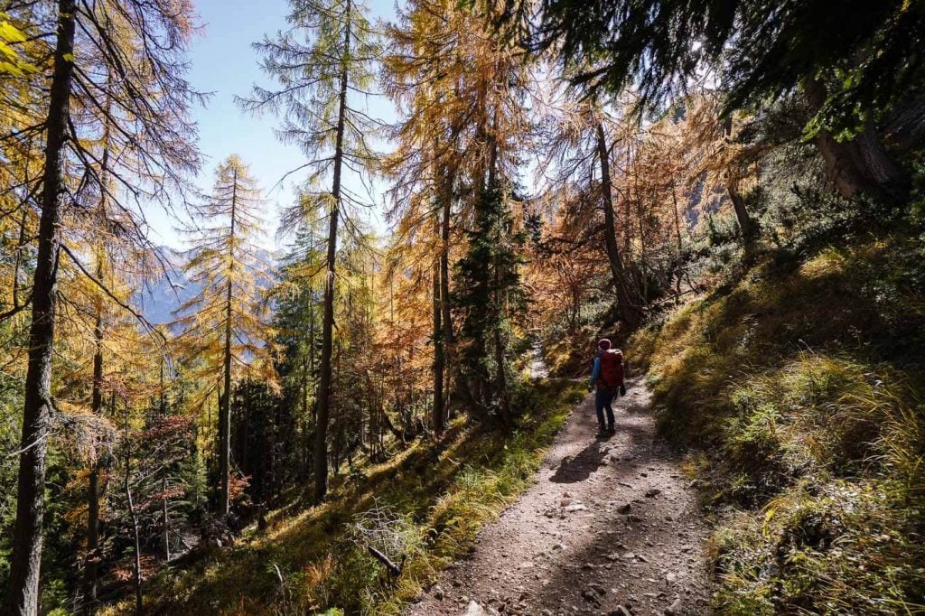 Trail 215 Passo Tre Croci to Lago di Sorapis, Dolomites