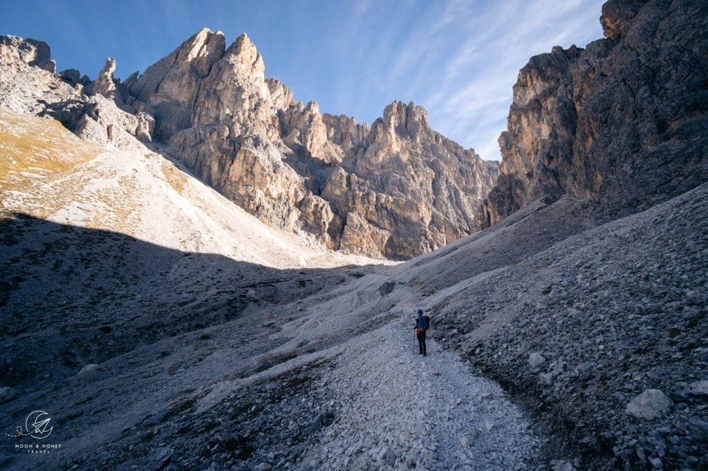 Langkofel Kar hiking trail, Dolomites