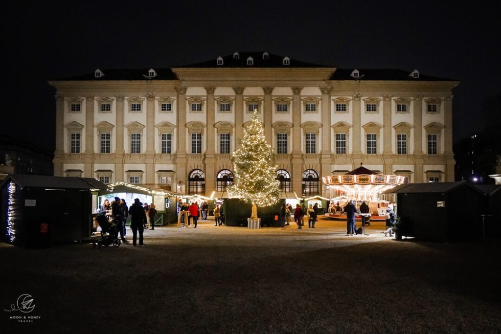 Liechtenstein Garden Palace Christmas Market, Vienna, Austria