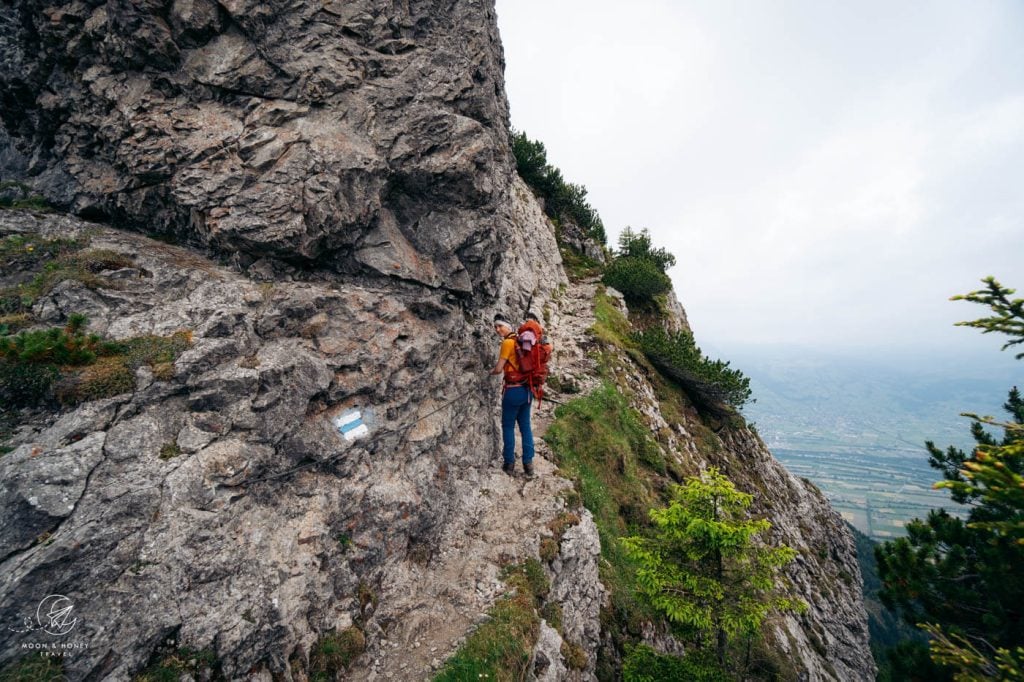 Drei Schwestern trail, secured ledge, Liechtenstein