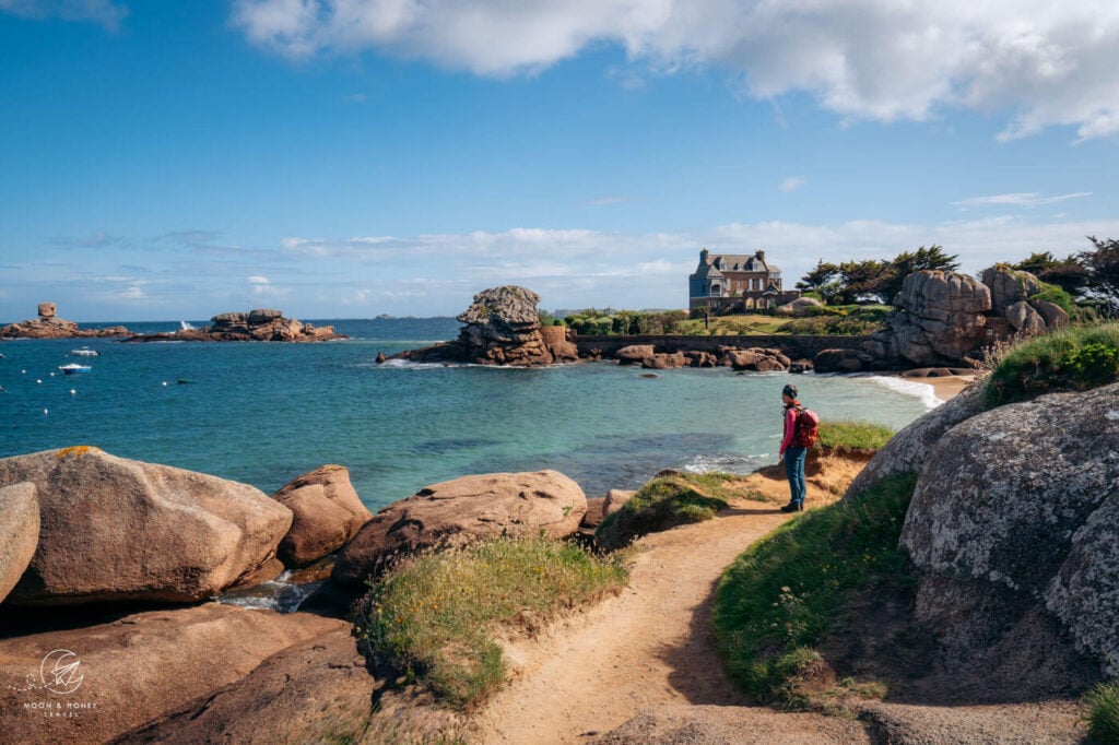 Plage de Ker ar Vir, Rosa Granitküste, Bretagne, Frankreich