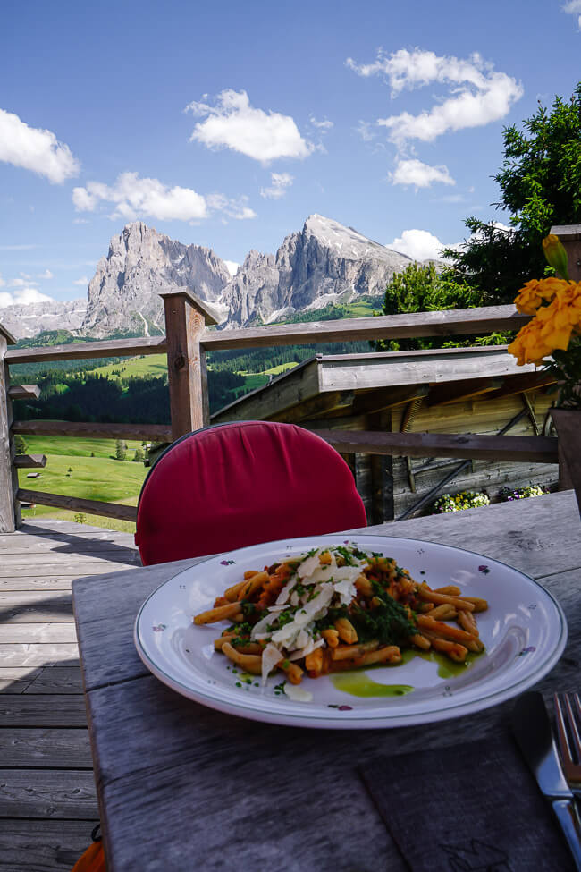 Rauchhütte Pasta, Alpe di Siusi, Dolomites