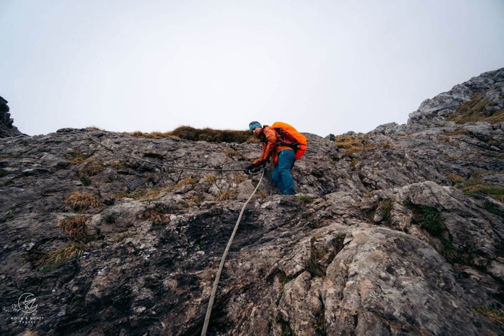 Rope, Refugio Jou de los Cabrones trek, Picos de Europa, Spain