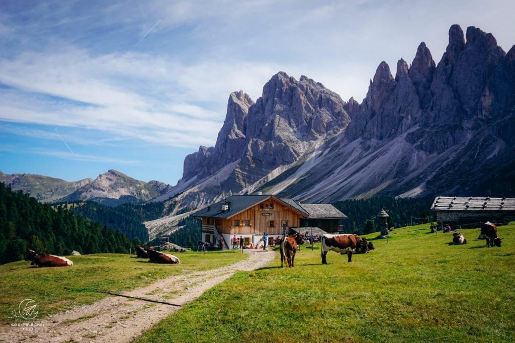 Rifugio Brogles / Brogles Hütte, Val Di Funes Hike, Dolomites