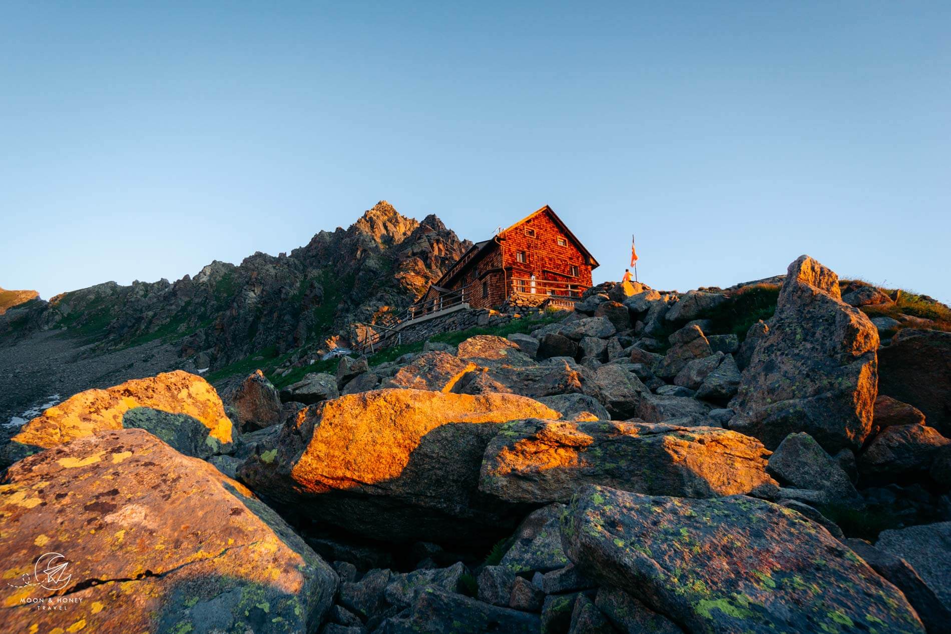 Saarbrücker Hütte, Montafon Trek, Austria