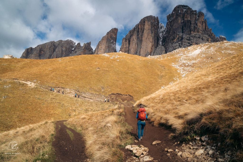 Sassolungo circuit hiking trail above Val di Fassa, Dolomites