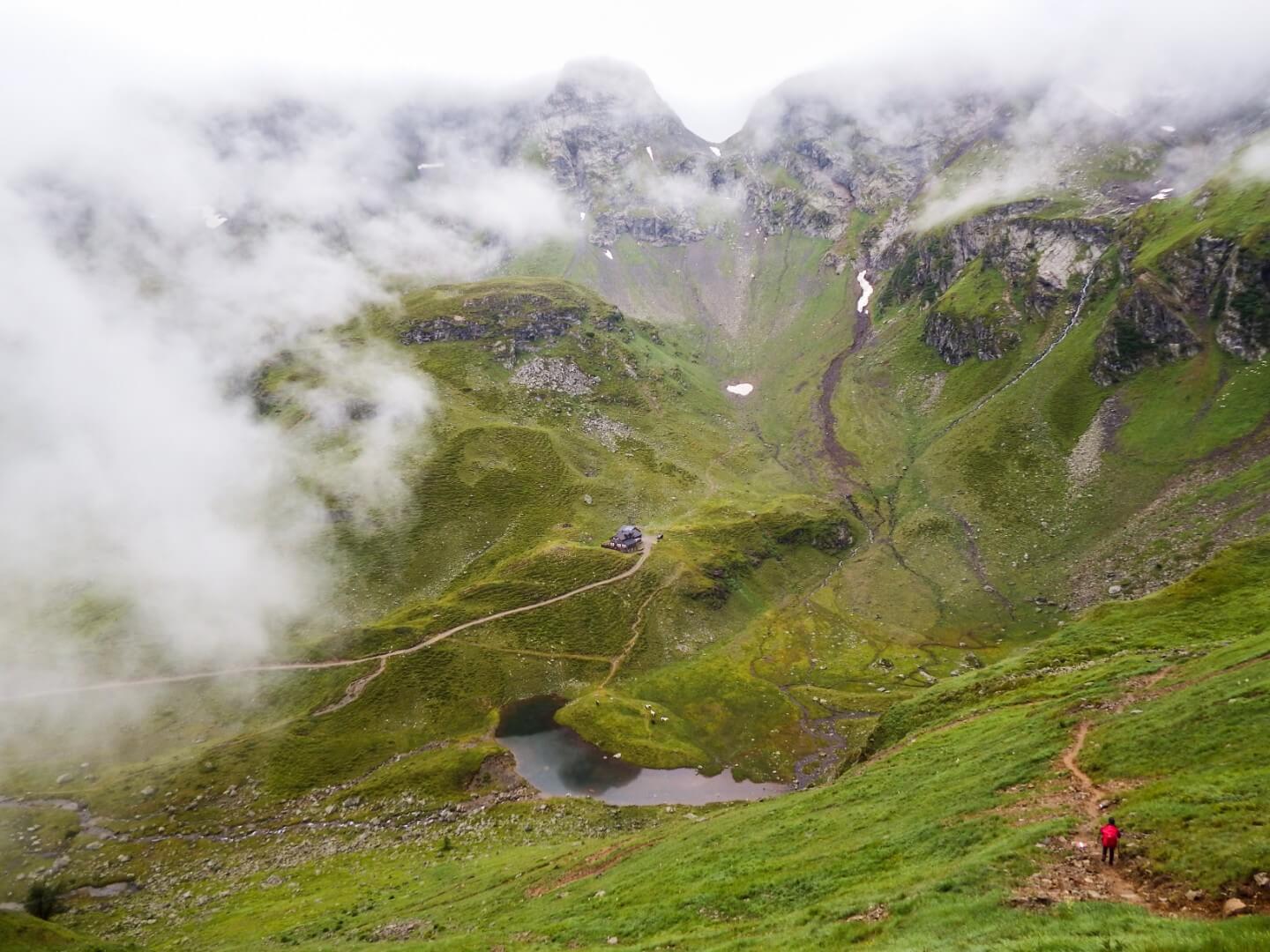 Descending to Keinprechthütte, Schladminger Tauern High Trail